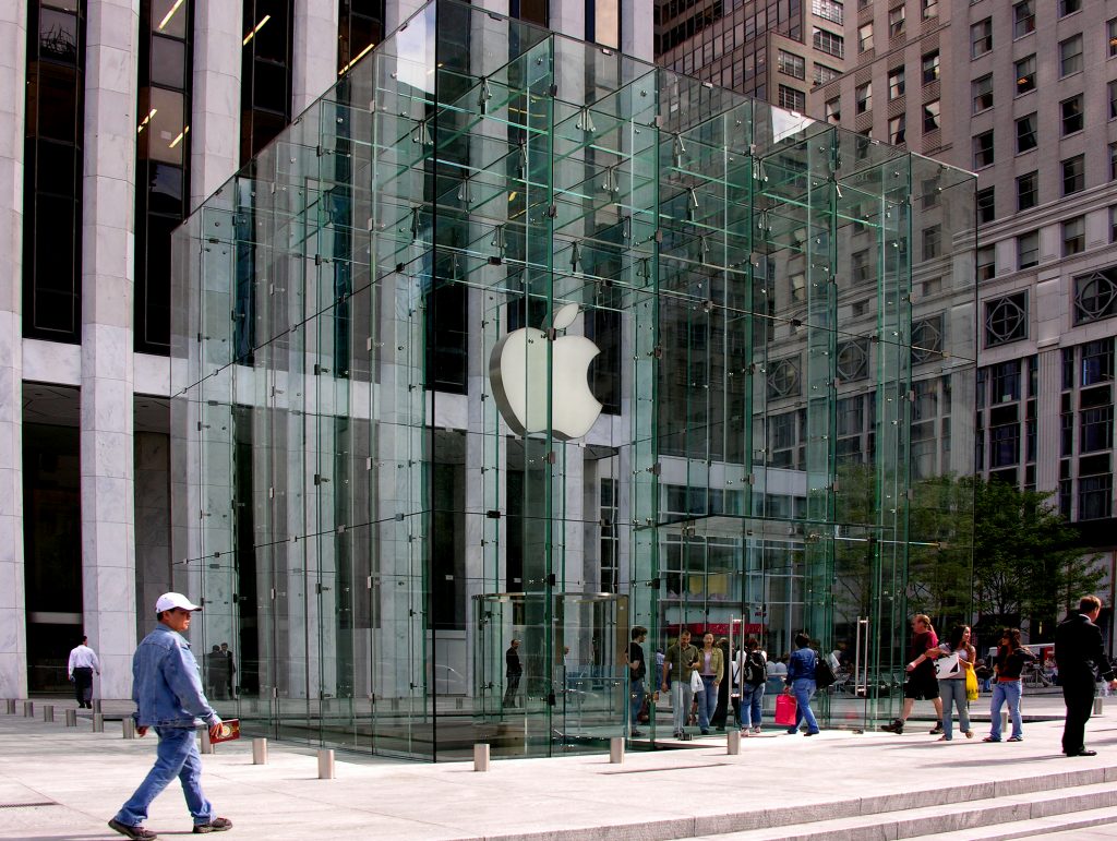 Apple StoreでiPhoneを販売してください